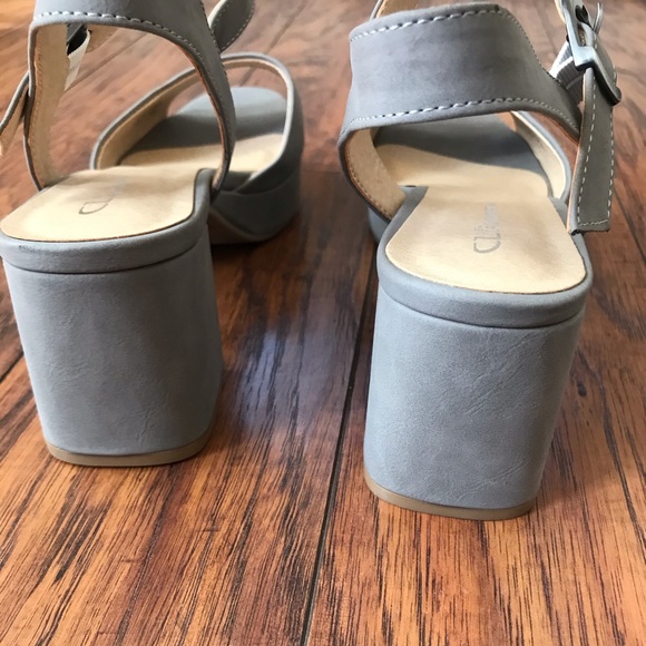 NEVER WORN CL By Laundry - Picture 4 of 7